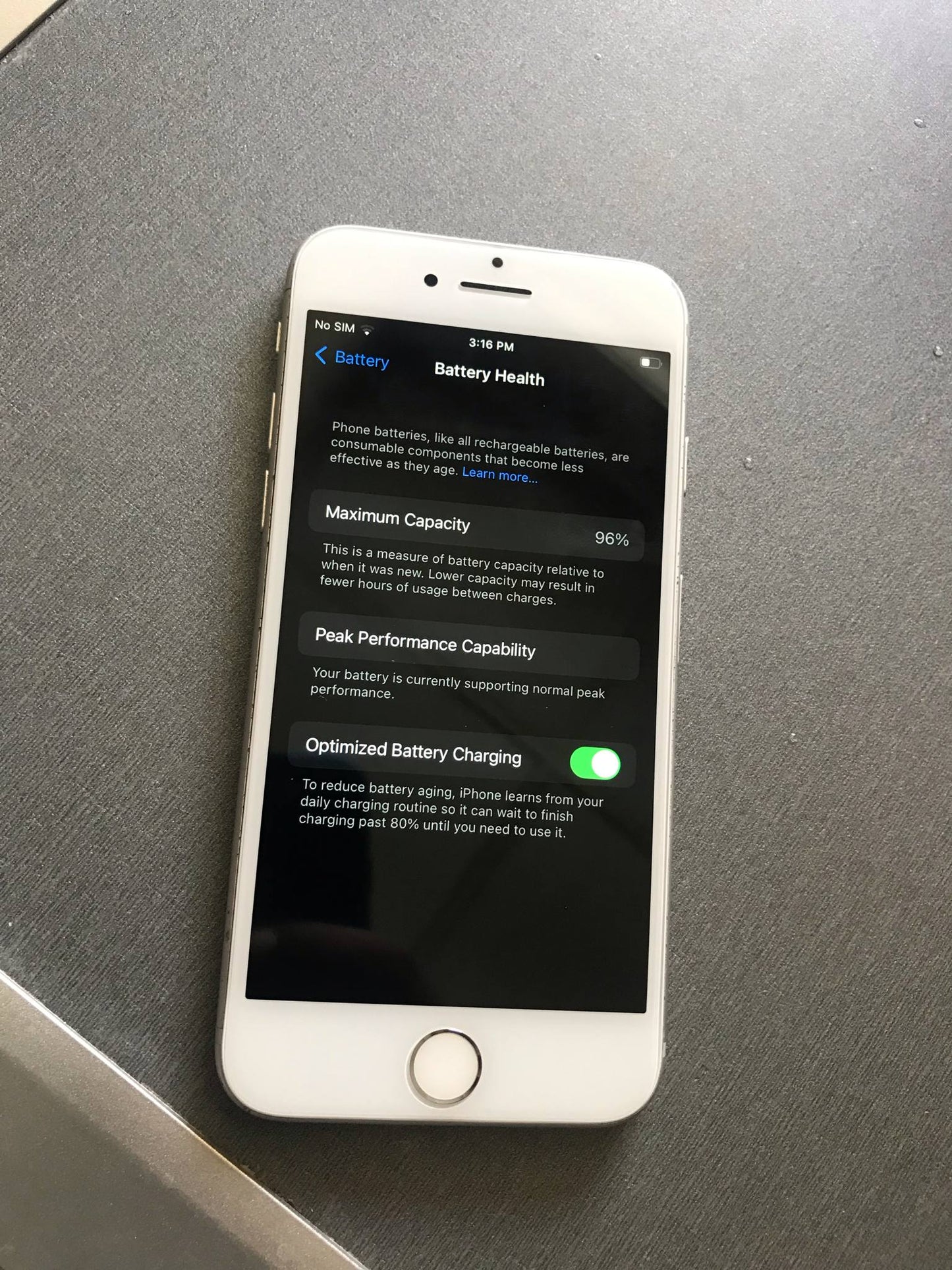 IPhone 7 – 32GB | Fully Functional
Clean condition – battery 90%